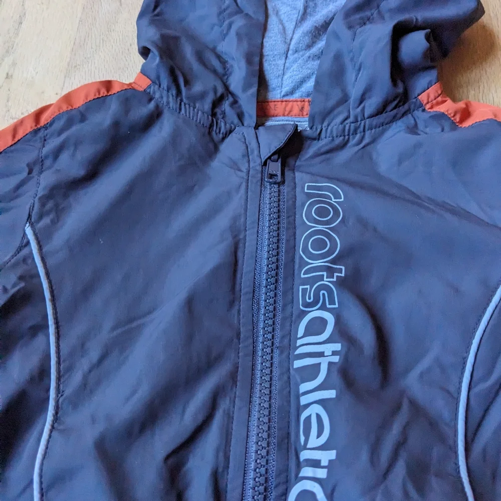 Roots Full Zip jacket size 2t